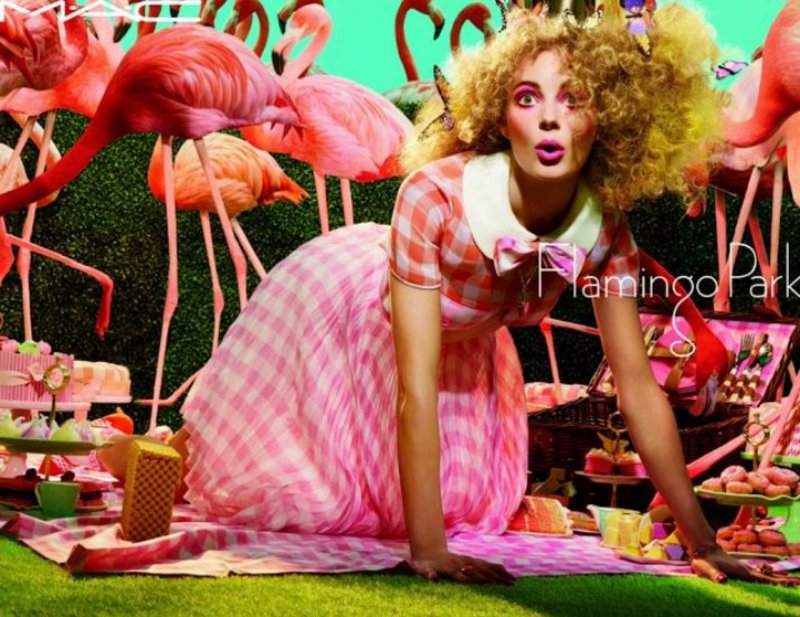 المجموعة الوردية الجديدة من ماك: Flamingo Park